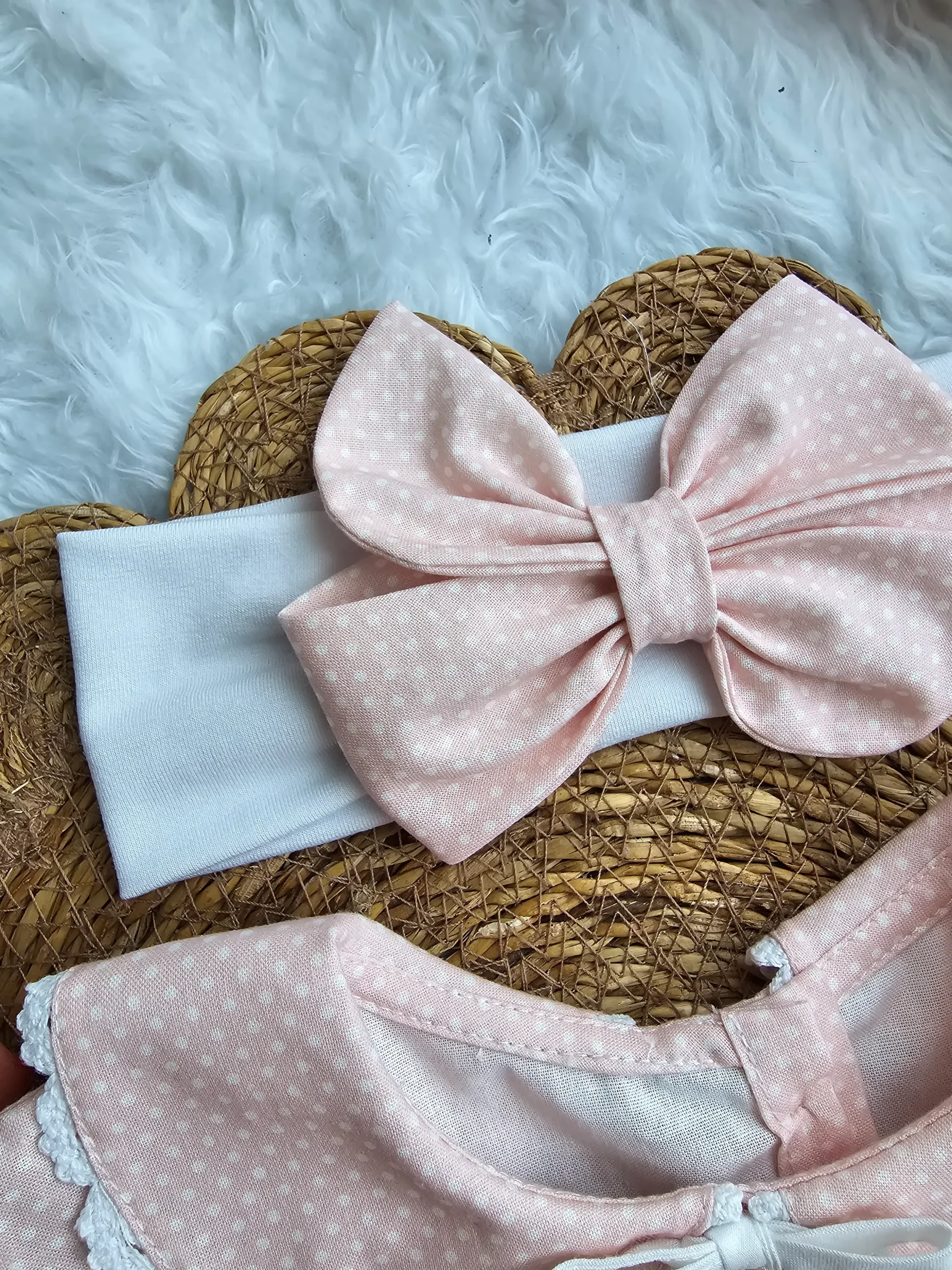 Ranita Primera Puesta Rosa con Cuello Babero para Niña - Imagen 3