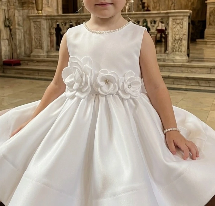 vestido blanco de niña
